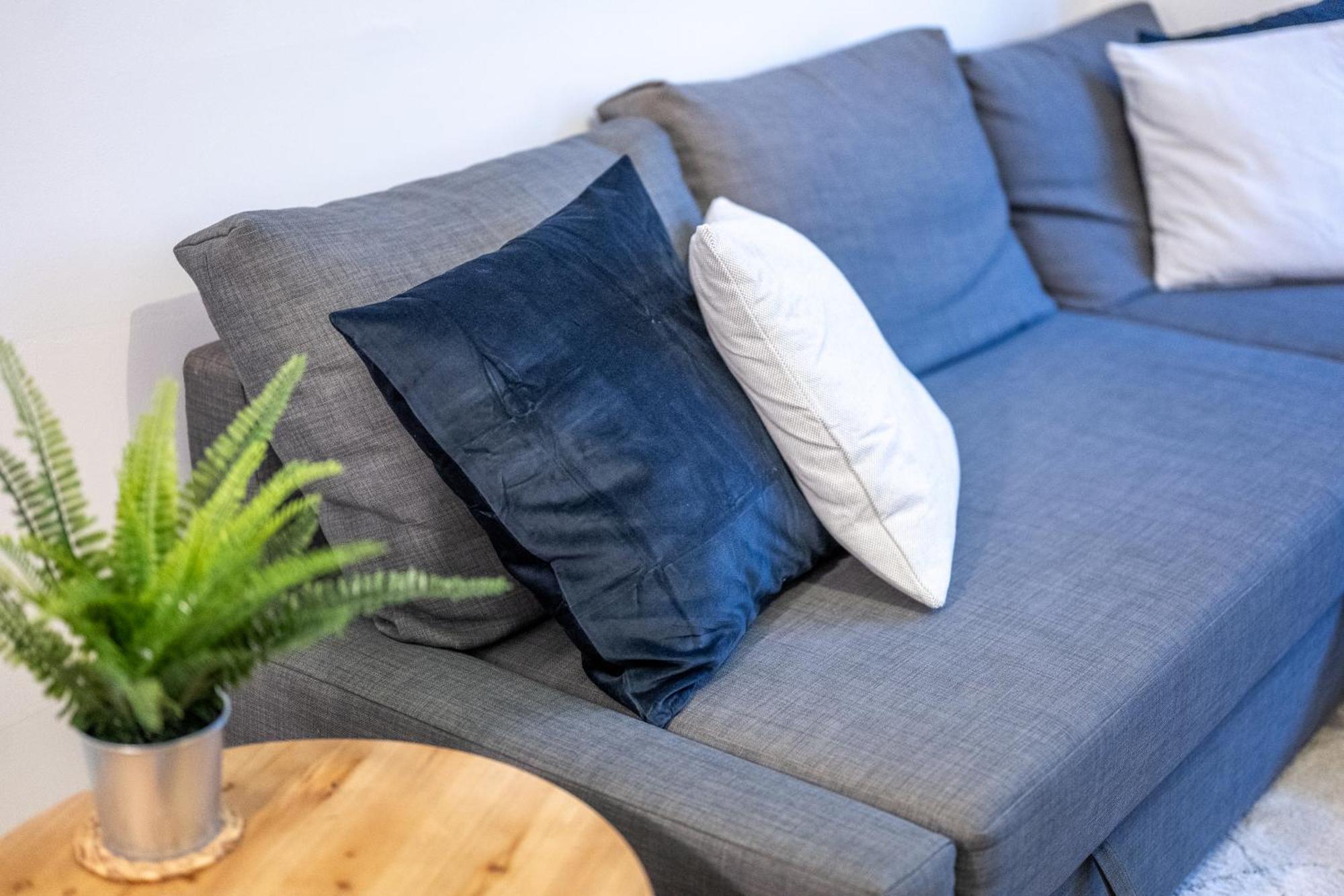 Suedstadt-Oase 1 Komfort Mit 2 Sz Und Balkon Koblenz  Kültér fotó